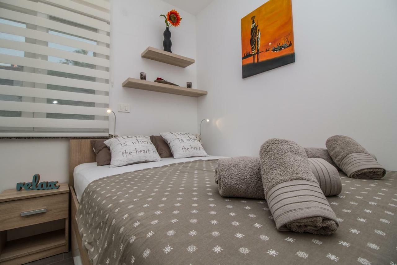 Sunny Point Apartment Rovinj Bagian luar foto