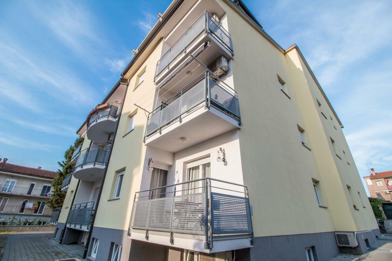 Sunny Point Apartment Rovinj Bagian luar foto