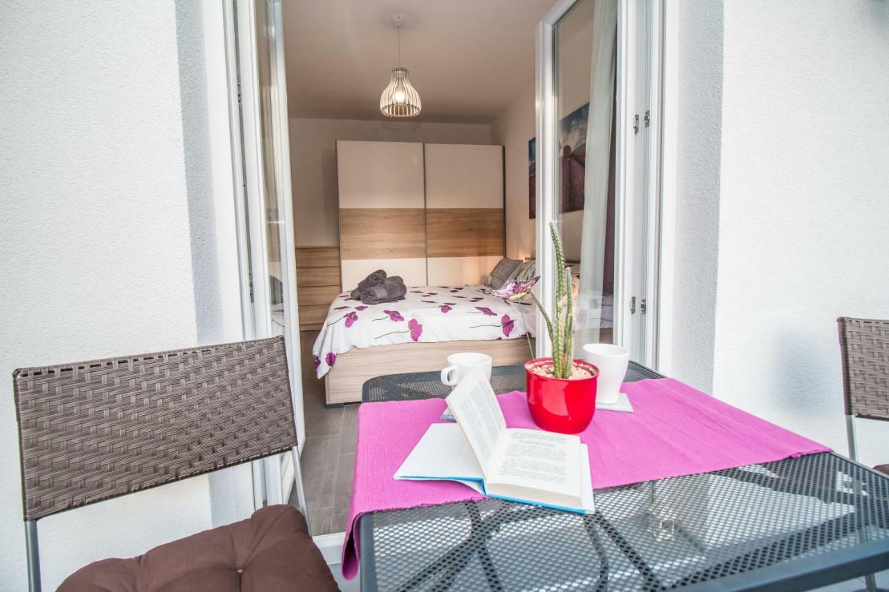 Sunny Point Apartment Rovinj Bagian luar foto