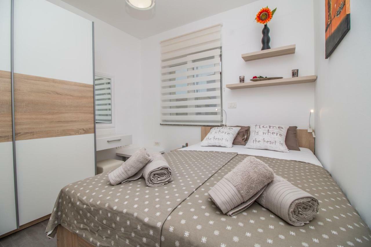 Sunny Point Apartment Rovinj Bagian luar foto