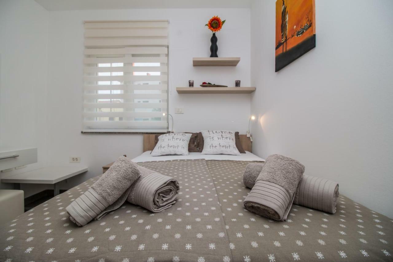 Sunny Point Apartment Rovinj Bagian luar foto