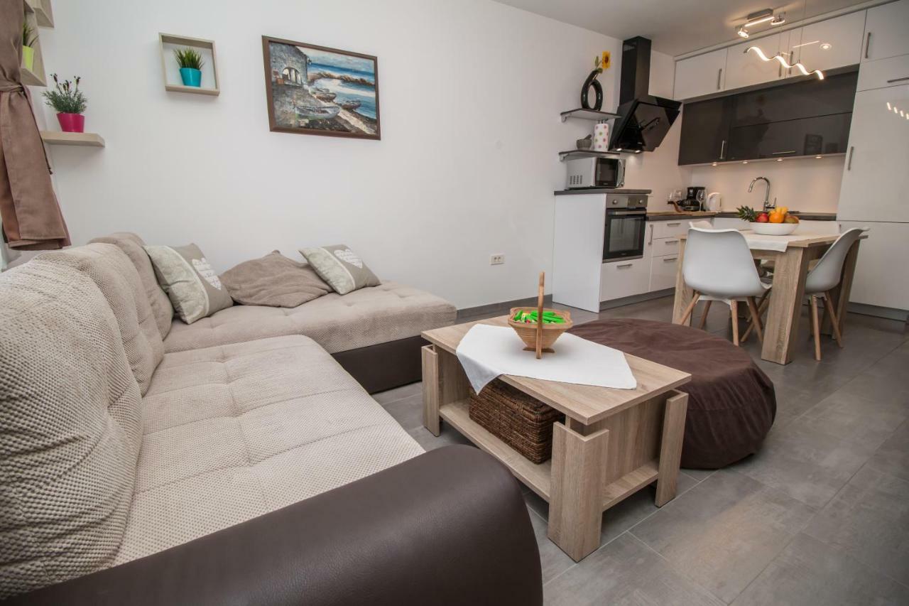 Sunny Point Apartment Rovinj Bagian luar foto