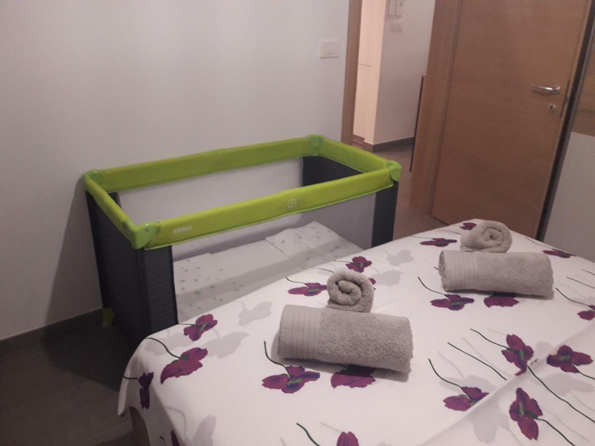Sunny Point Apartment Rovinj Bagian luar foto